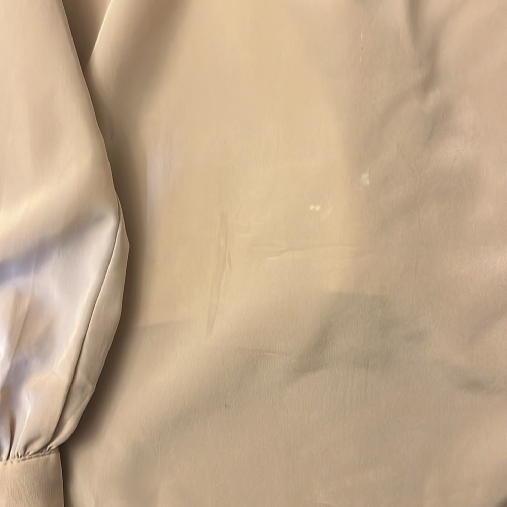 Vintage Women’s Silky Blouse Button Down Bow Tie Beige Size 16 - Picture 14 of 15